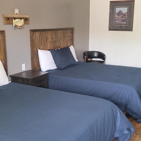 Blue Sky Inn- Complimentary Happy Hour Th-Sun, Veteran Owned, Full Breakfast, Best Green Space, 1 Mile From Blue Ridge, Fire Pit Kültér fotó